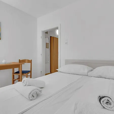 Jakov Apartment *