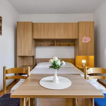 Jakov Apartamento Makarska