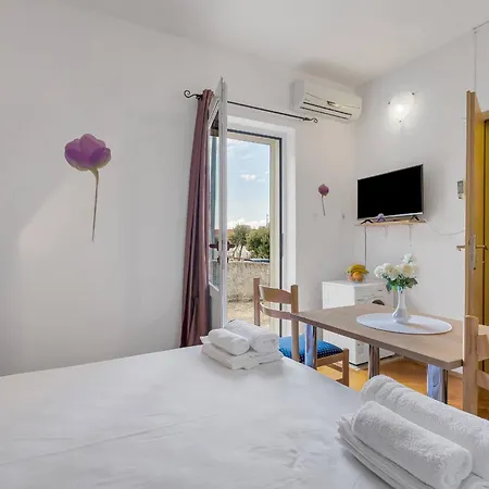 Apartment Jakov