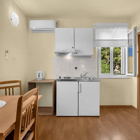 Jakov マカルスカ